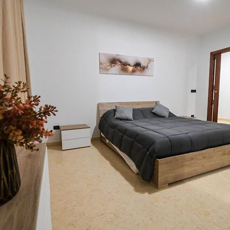 Villa Casa Di Giulia Barletta Esterno foto