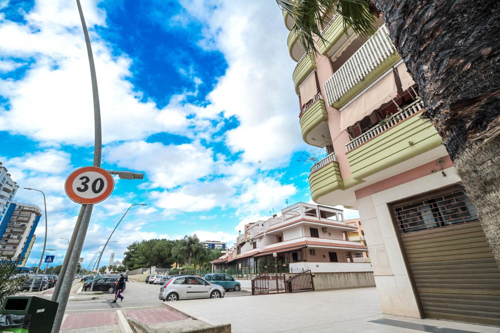Villa Casa Di Giulia Barletta Esterno foto